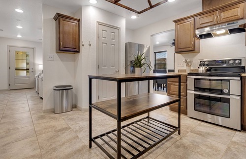 Blanco House | Forest Retreat - Houston House | House in Blanco