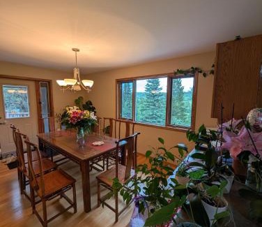 Calgary House | Forest Retreat Near Calgary