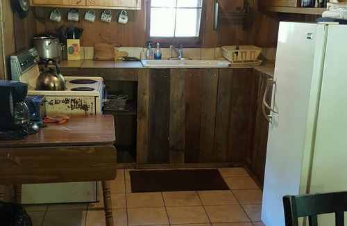 Clinton Cabin | Forest Service Type Cabins 30 Miles outside Missoula-