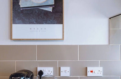 Didsbury House | Forest view Central Manchester -Didsbury Zen Sleeps 8
