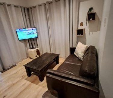 Pietermaritzburg Apartment | Forest View Cottage