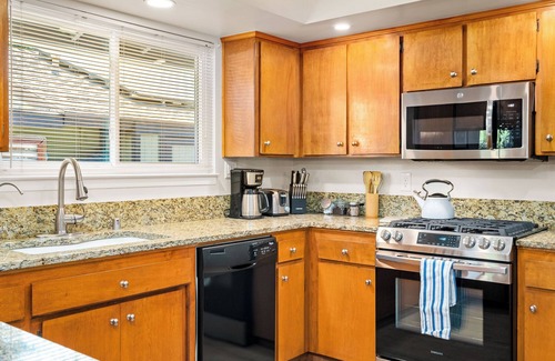 Templeton House | Forest & Vine - Hot tub and Pet Friendly!