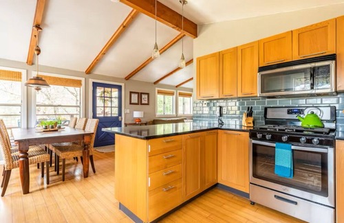Midpines House | Forested Acres, Tranquil Setting, Hot Tub, Close to Yosemite