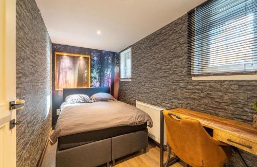 Nisramont House | Forestside Escape near Lake