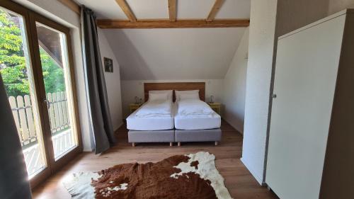 Otocac House | Forestside House Gacka with relax area
