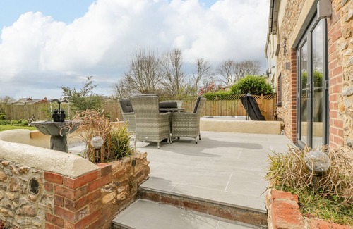 Payhembury Cottage | FOREVER HOME, family friendly, with hot tub in Payhembury