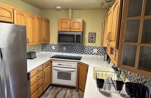 Taku - Campbell Apartment | Forget Me Not Home by Airport, upstairs unit of a 2 floor house