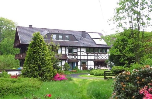 Schladern House | Former. Mill vacation home. Secluded location, close to nature, lots of space. Ideal for groups.