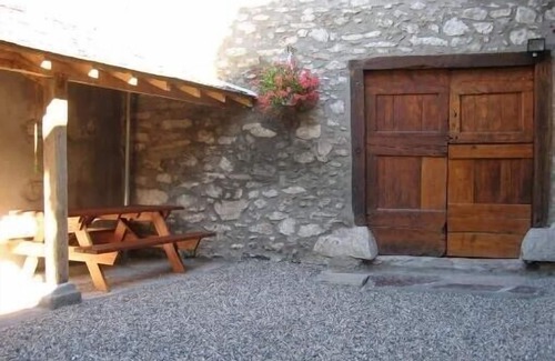 Cadeac House | Former mountain farmhouse renovated in a Pyrenees style, 5-7 pers guaranteed