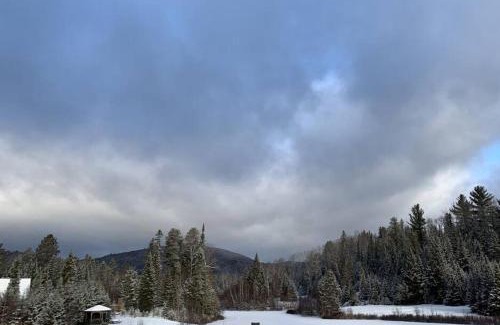 Saint Come Ski Chalet | Formidable Waterfront Cottage - Formidable Chalet sur bord de l'eau
