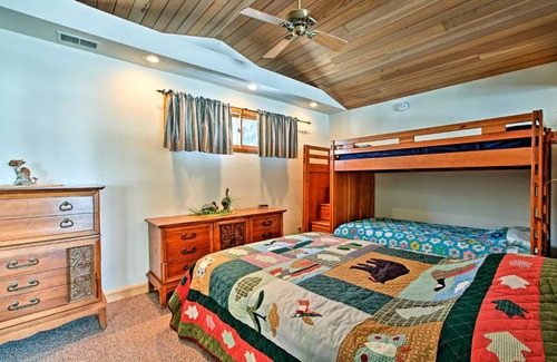 Lake Koshkonong House | Fort Atkinson Cottage on Lake Koshkonong with Deck!