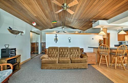 Lake Koshkonong House | Fort Atkinson Cottage on Lake Koshkonong with Deck!