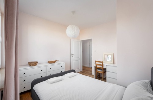 Bemowo Apartment | Fort Bema 2-Bedroom Apartment