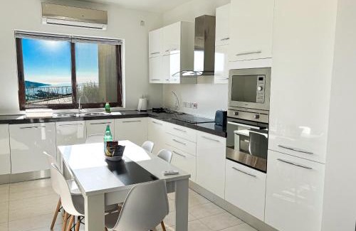 Ghajnsielem Villa | Fort Chambray Holiday Villas & Apartments