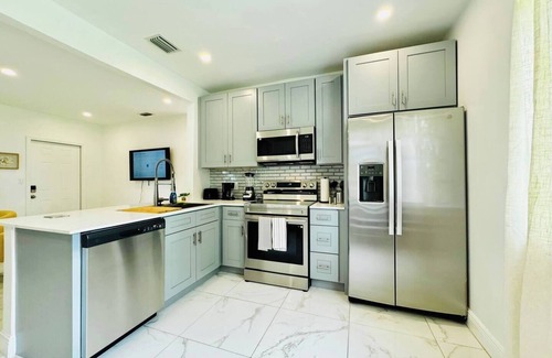 Fort Lauderdale House | Fort Lauderdale Getaway, Near Beach & Airport