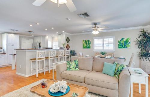 Villas House | Fort Myers Bungalow - 12 Miles to the Beach!
