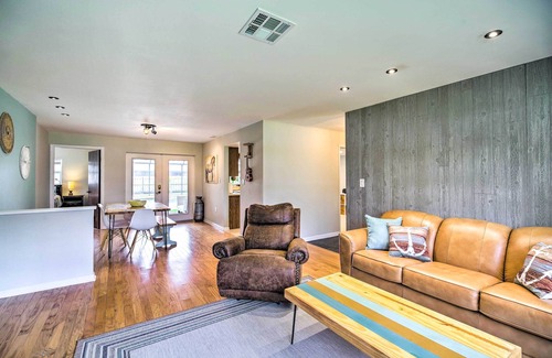 Lakewood Park House | Fort Pierce Retreat w/ Private Pool + Kayak!