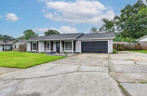 Wright House | Fort Walton Beach Home with Grill 4 Mi to Beach!