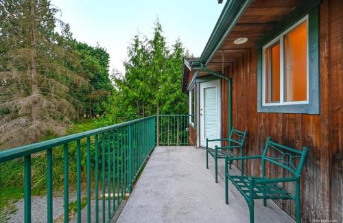 Langley House | Fort Wine Burrow, Entire Private Estate Home