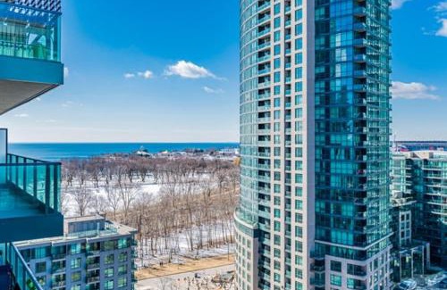 Fort York Apartment | Fort York Suites - CNE