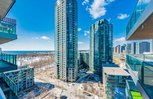 Fort York Apartment | Fort York Suites - CNE