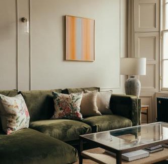 New Town Apartment | Forth Street Residence