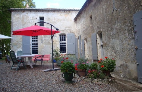 Saint-Aubin-de-Branne House | Fortified House in the Entre-Deux-Mers