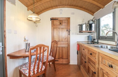 Chard House | Forton House Shepherds Hut 2