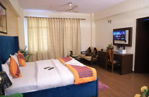 Sushant Lok House | Fortune Home,MG Road,Essel Tower