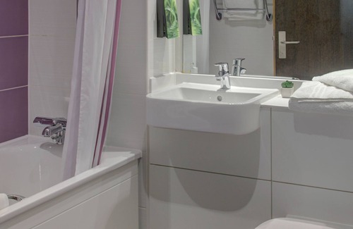 Ainley Top Hotel | Fortune Huddersfield, Sure Hotel Collection by Best Western