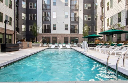 Downtown Apartment | Foster Studio 4 - Studio Apartment, Sleeps 2