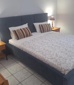 Paralia Agias Fotinis Apartment | Fotini Apartments