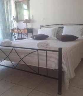 Paralia Agias Fotinis Apartment | Fotini Apartments