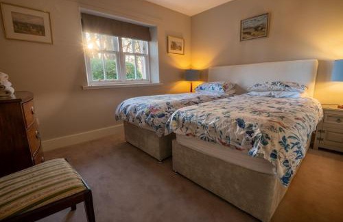 Dingwall House | Foulis Castle Gate Lodge