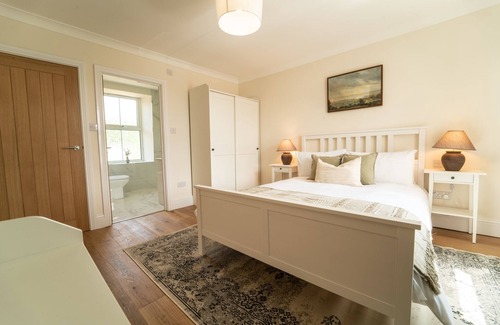 Bellingham House | Foundry Farm House 4 bedroom