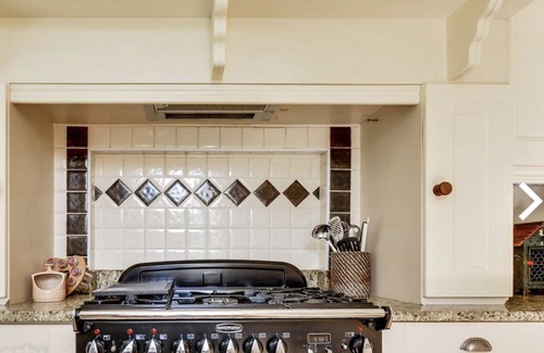Londonderry House | Fountain Hill Manor House
