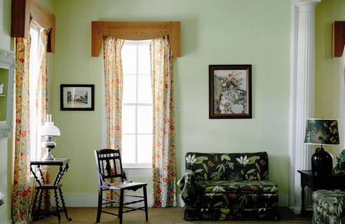Lake Leelanau Resort | Fountain Point - Hotel Room 2