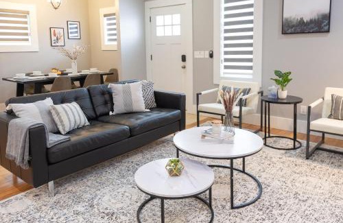 Fountain Square House | Fountain Sq Retreat Artsy Vibes & City Access