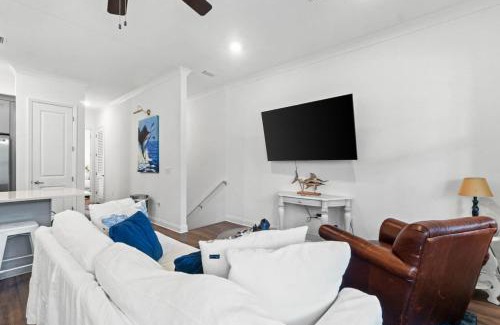 Santa Rosa Beach House | Fountain View at Kara Lake Townhomes