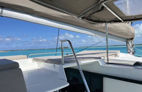 Leeward Settlement Boat Rental | Fountaine Pajot, Big Ben