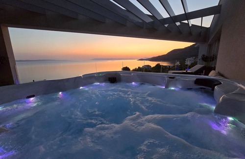 Drasnice Apartment | Four-bedroom apartment with terrace and sea view Drašnice, Makarska (A-21341-b)