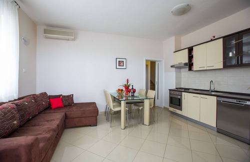 Brsecine Apartment | Four bedroom apartment with terrace and sea view Brsečine, Dubrovnik (A-9098-a)