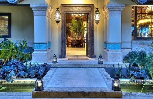 Dominical Villa | Four Bedroom Balinese Luxury Villa