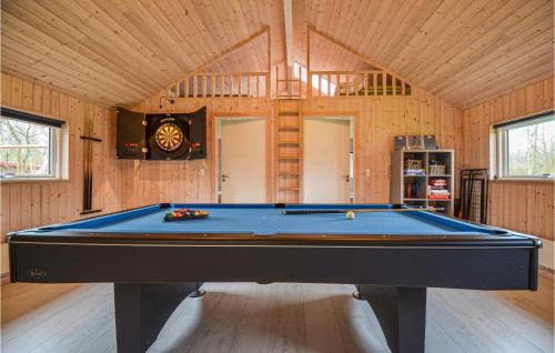 Fjellerup House | Four-Bedroom Holiday Home Glesborg With A Room Hot Tub 07