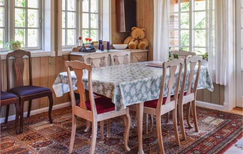 Halden House | Four-Bedroom Holiday Home In Kornsjo