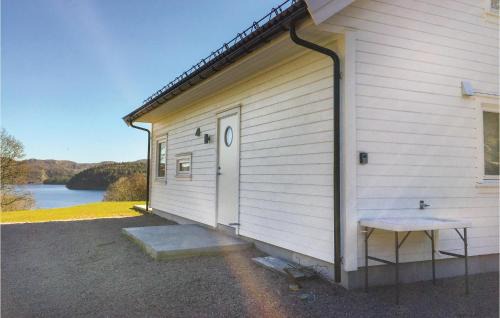 Lyngdal House | Four-Bedroom Holiday Home In Lyngdal