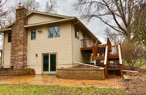 Sioux Falls House | Four Bedroom Home with Great Surroundings