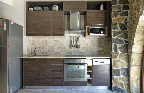 Latziana Villa | Four bedroom Mouri villas complex of 18th century