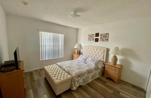 Westbury House | Four Bedroom Pool Home - 143 FL - VUSA