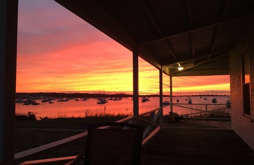 New Shoreham House | Four bedroom summer cottage on New Harbor